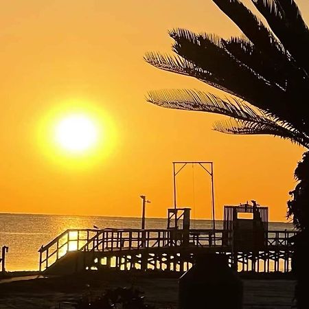 Benjamin'S Pier At Laguna Reef Resort ロックポート エクステリア 写真